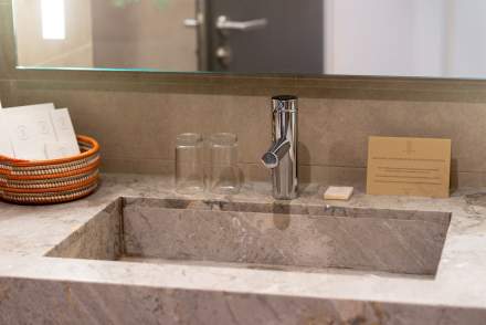 Chambre Confort Double · Terrou-Bi Diamniadio